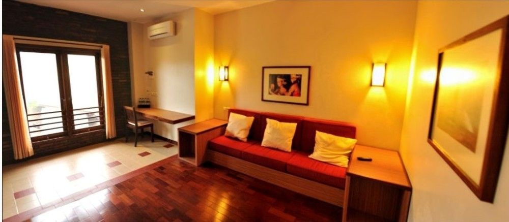 Tetirah Boutique Hotel Salatiga Esterno foto