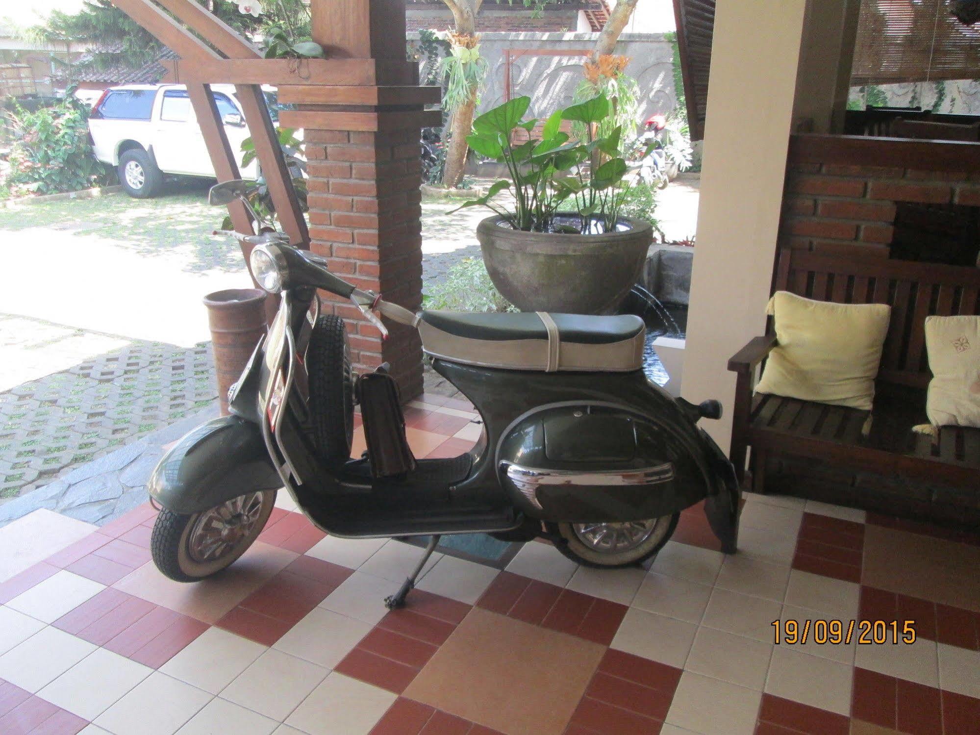 Tetirah Boutique Hotel Salatiga Esterno foto